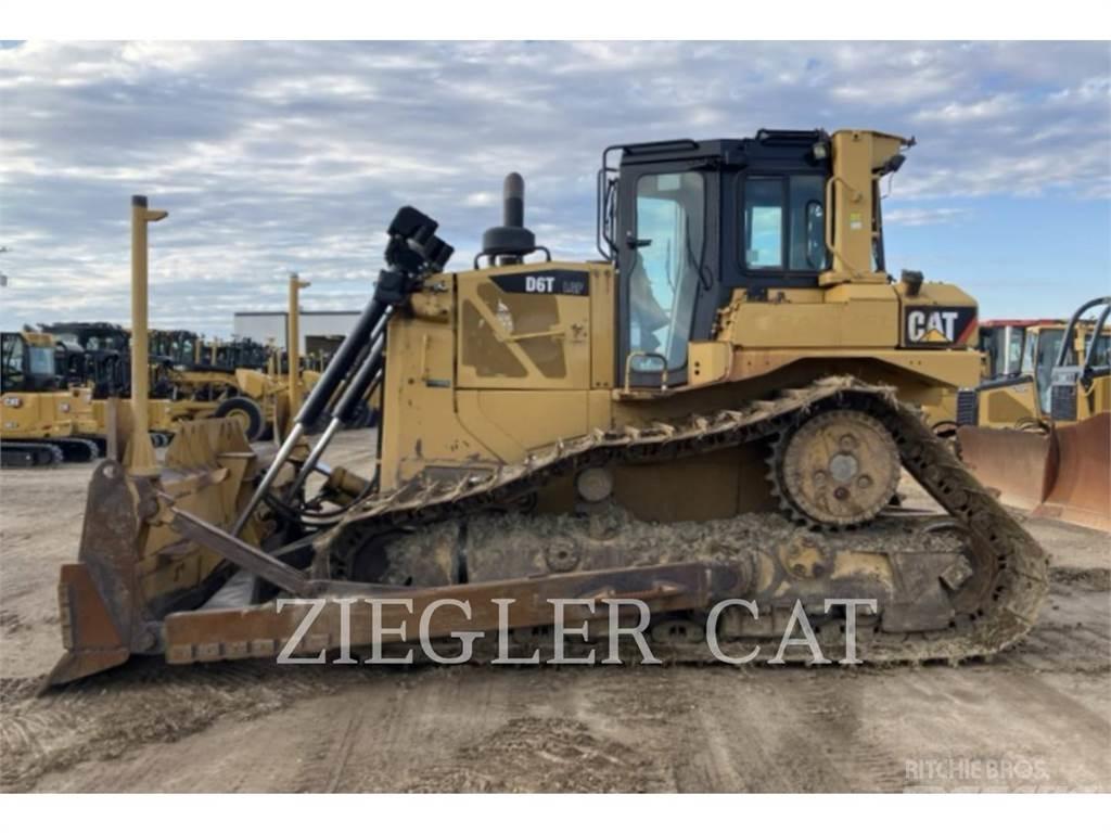 CAT D6T Гусеничні бульдозери