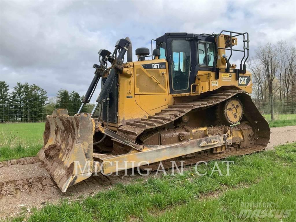 CAT D6T Гусеничні бульдозери