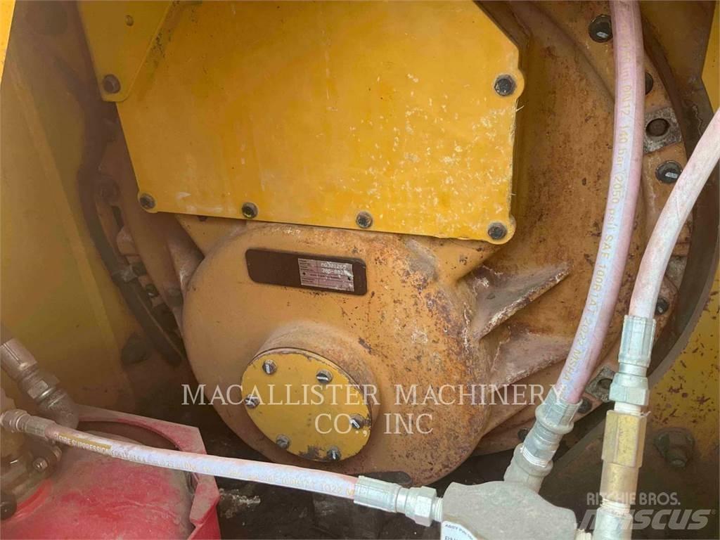 CAT D6T Гусеничні бульдозери