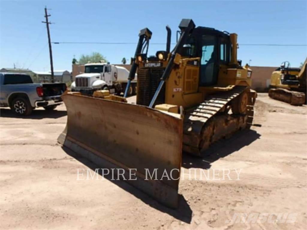 CAT D6T Гусеничні бульдозери