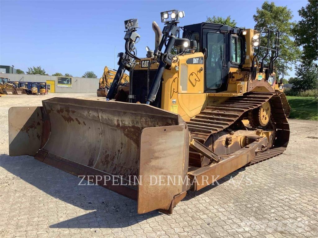 CAT D6T Гусеничні бульдозери