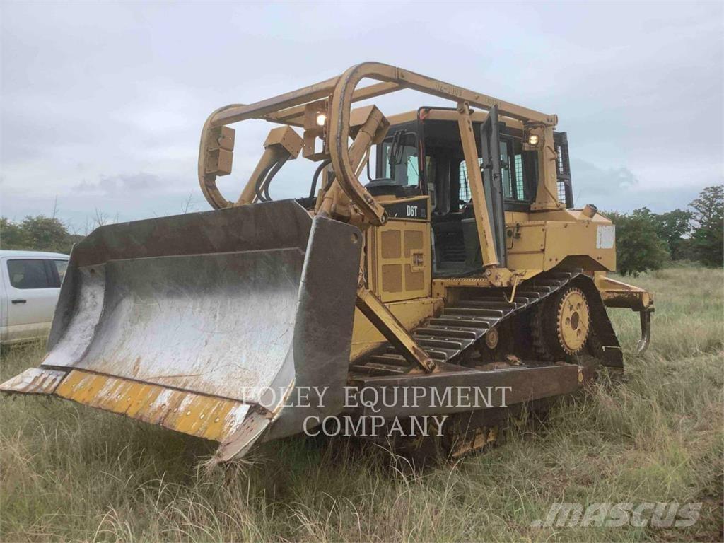 CAT D6T Гусеничні бульдозери