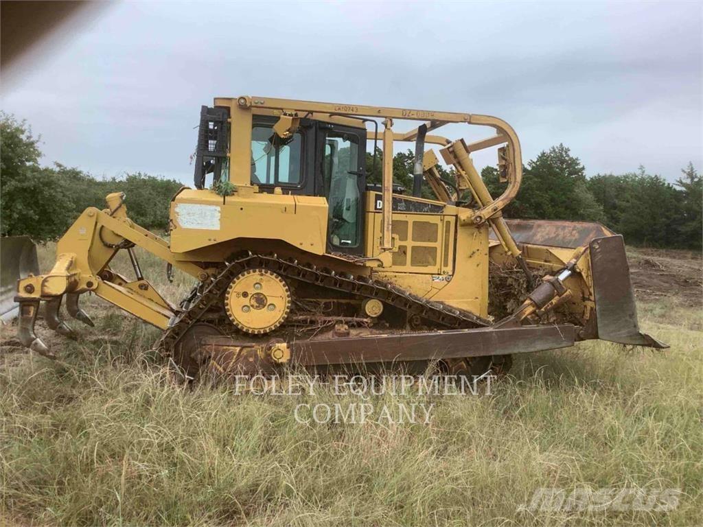 CAT D6T Гусеничні бульдозери