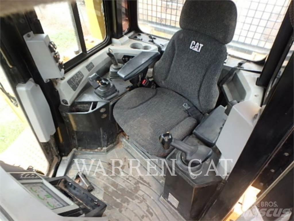 CAT D6T 4XLPAT Гусеничні бульдозери