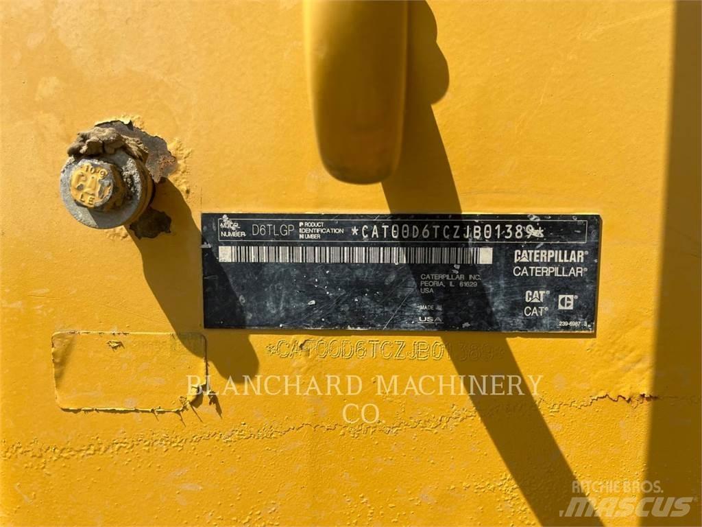 CAT D6T LGP Гусеничні бульдозери