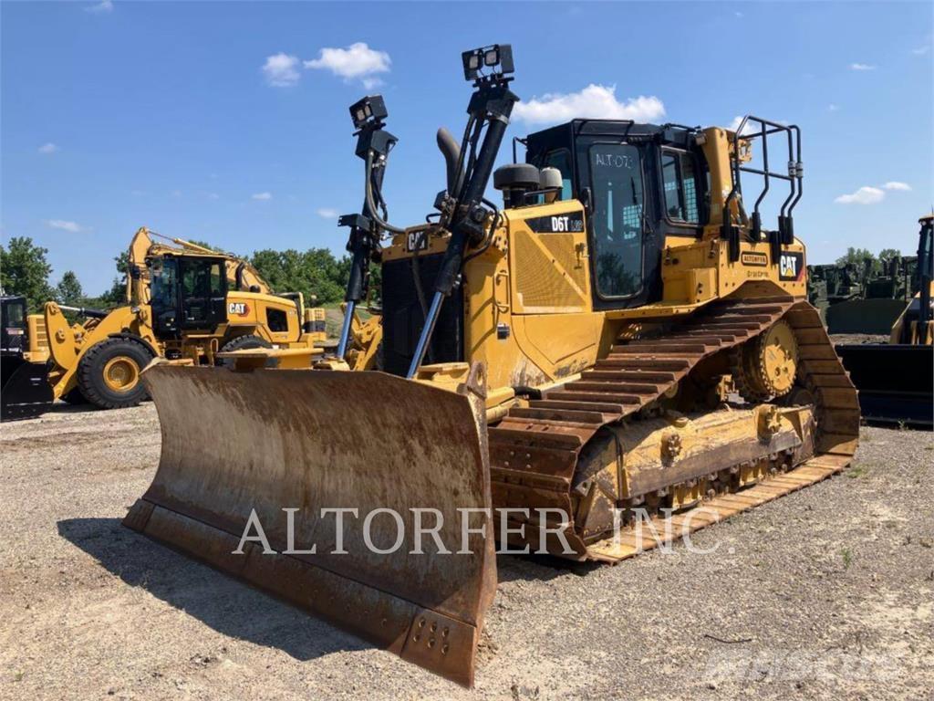 CAT D6T LGPPAT Гусеничні бульдозери