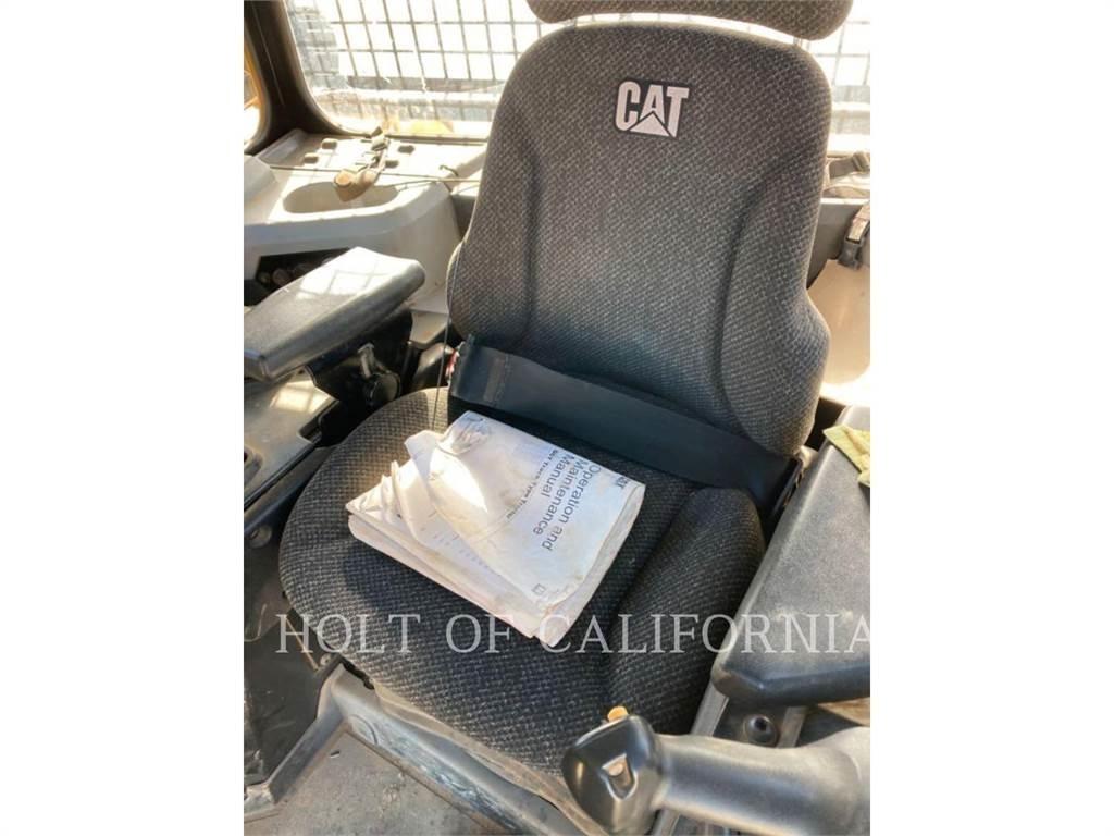 CAT D6T XL Гусеничні бульдозери
