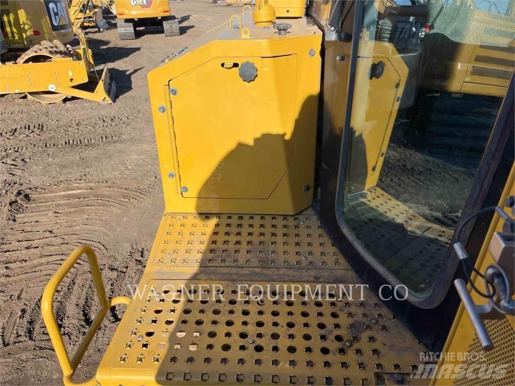 CAT D6T XL Гусеничні бульдозери