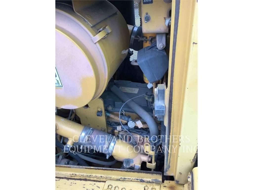 CAT D6T XW Гусеничні бульдозери