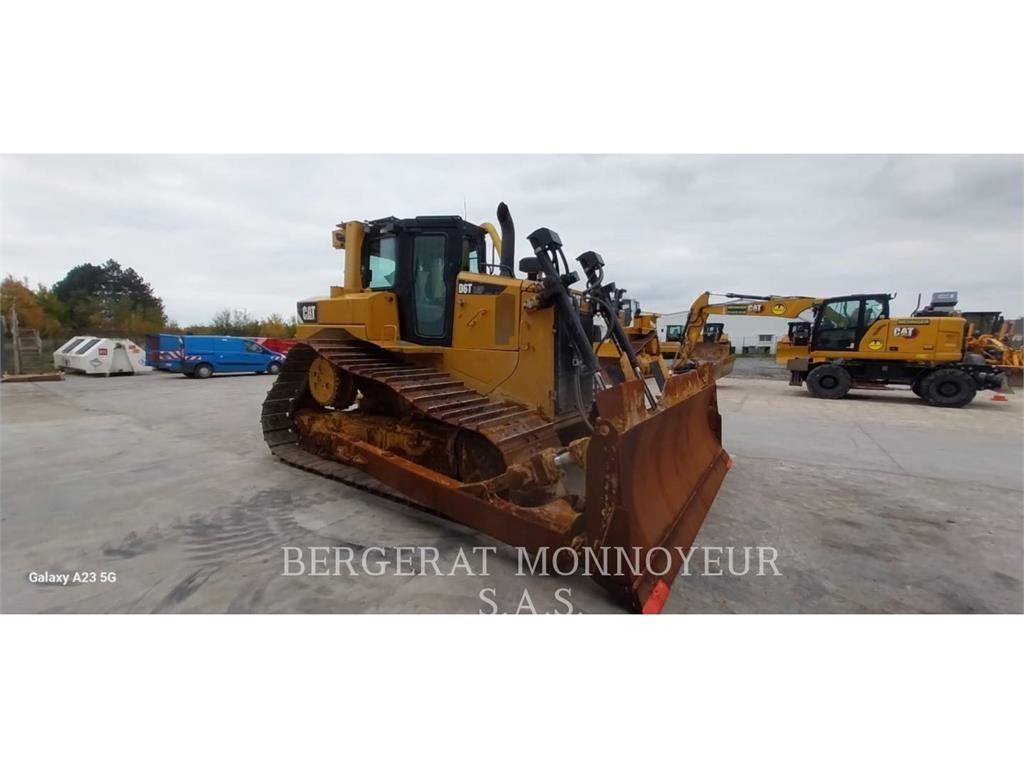 CAT D6T4F LGP Гусеничні бульдозери