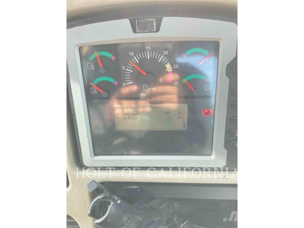 CAT D6TLGP Гусеничні бульдозери