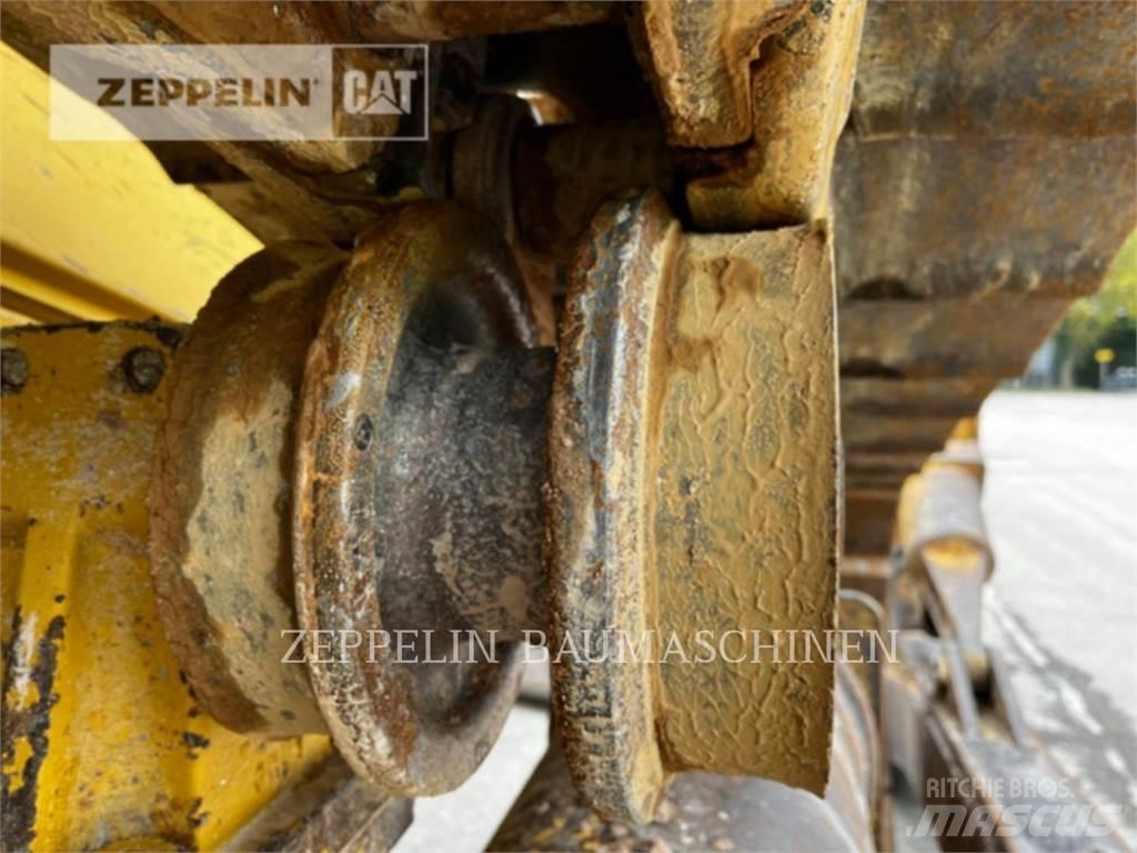 CAT D6TXL Гусеничні бульдозери