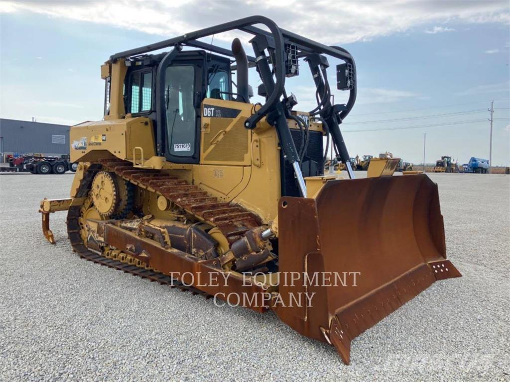 CAT D6TXLSUA Гусеничні бульдозери