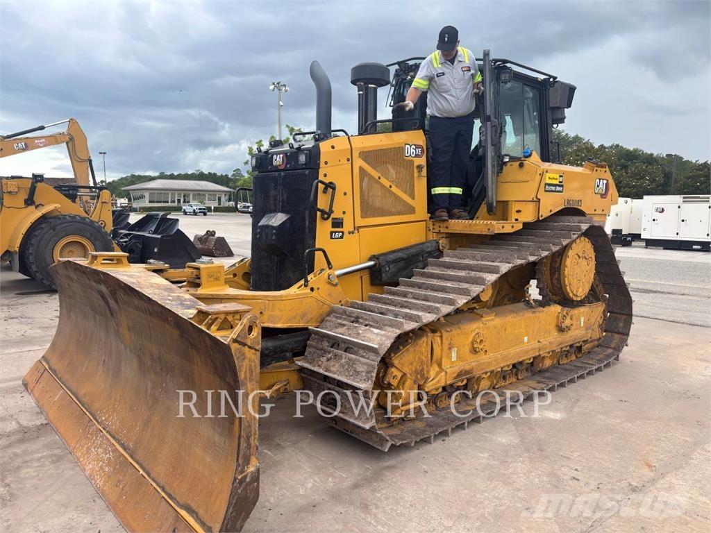 CAT D6XEVPAT Гусеничні бульдозери