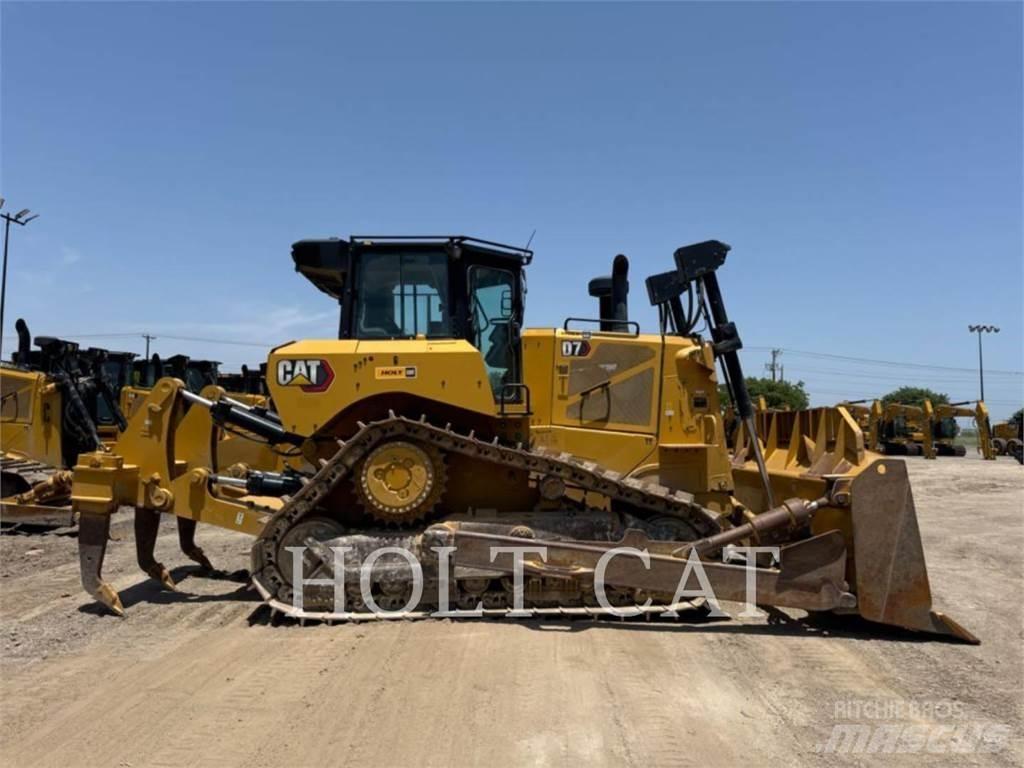 CAT D7 Гусеничні бульдозери