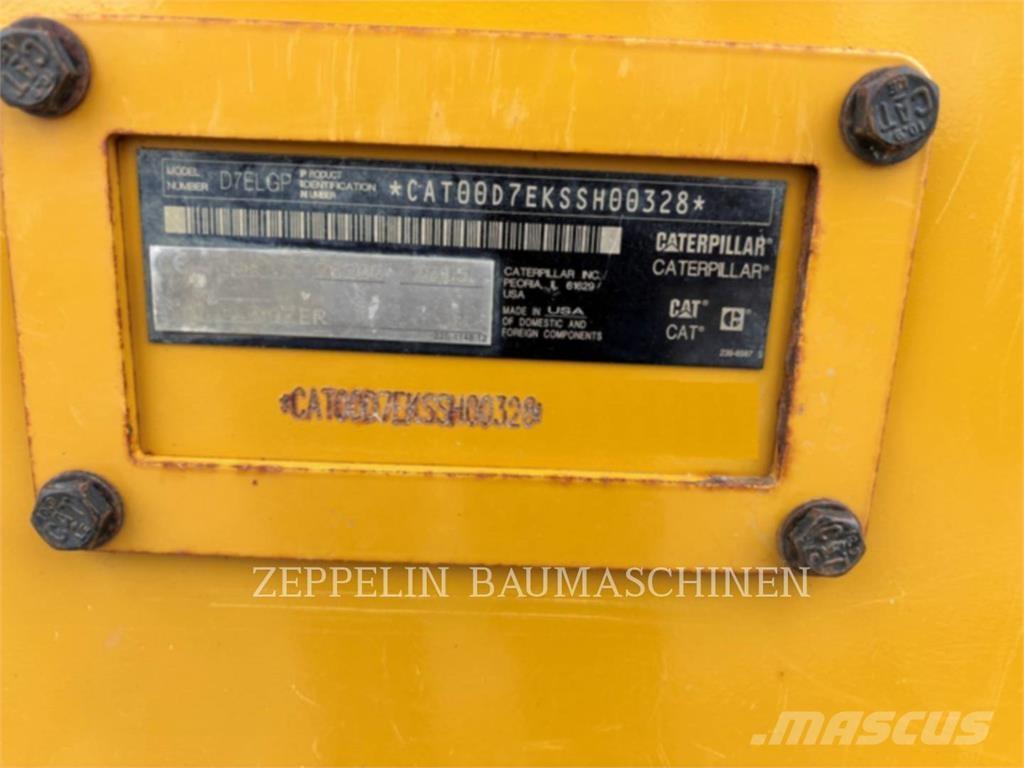 CAT D7E Гусеничні бульдозери