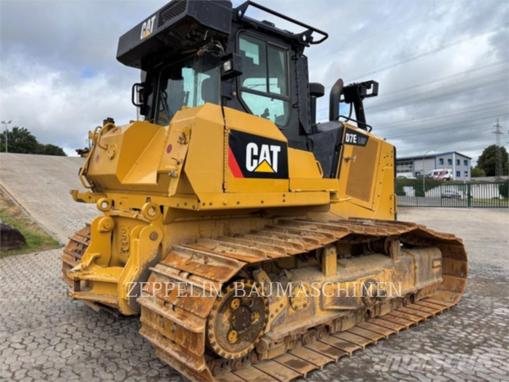 CAT D7E Гусеничні бульдозери