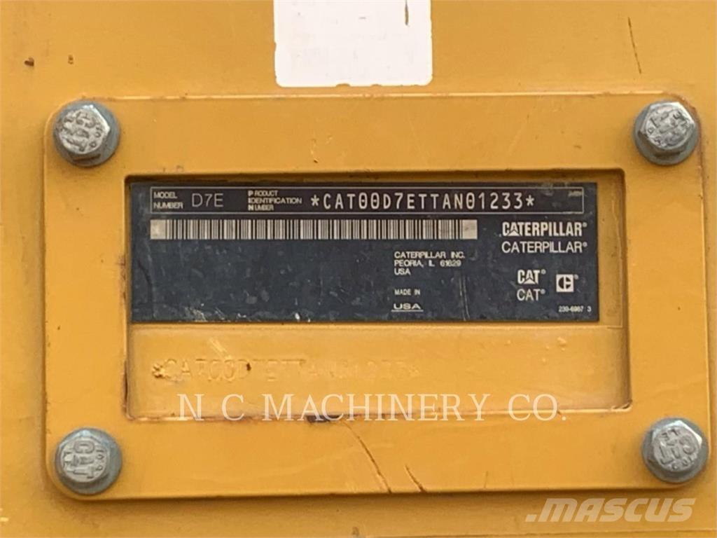 CAT D7E Гусеничні бульдозери