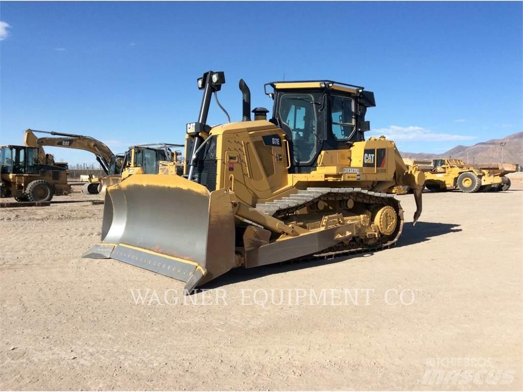CAT D7E Гусеничні бульдозери