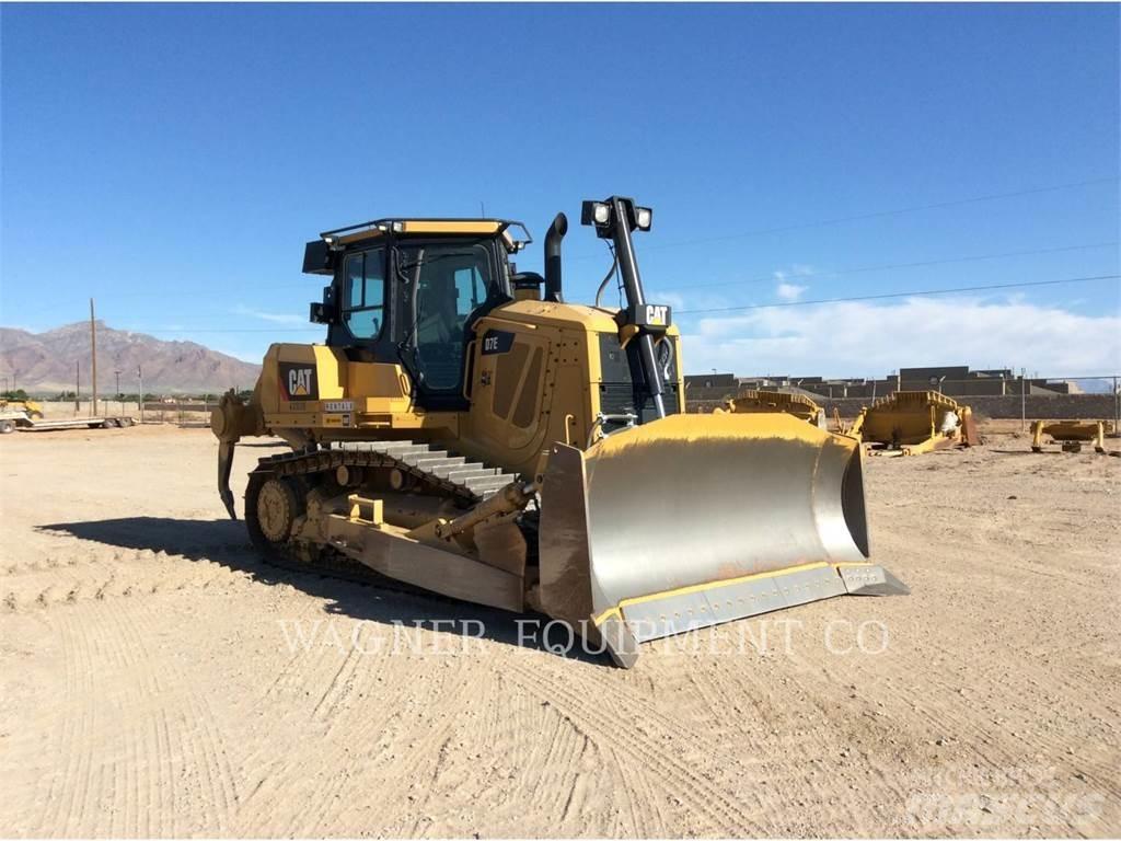 CAT D7E Гусеничні бульдозери