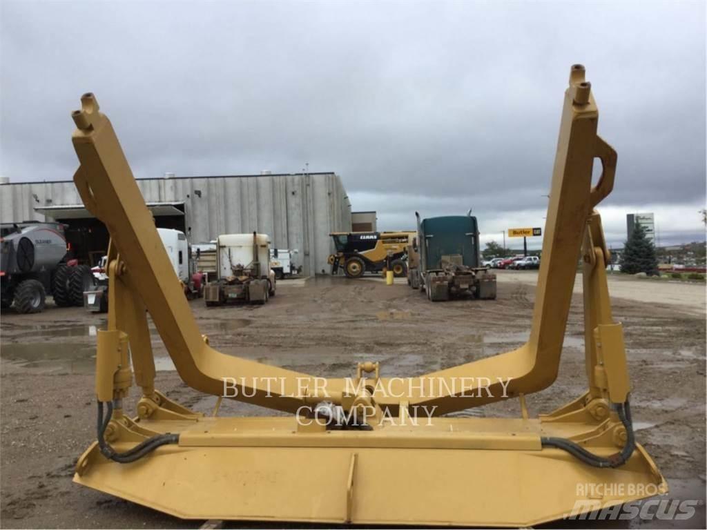 CAT D7E A BLADE Леміші
