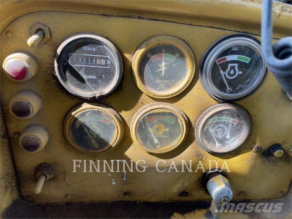 CAT D7G Гусеничні бульдозери