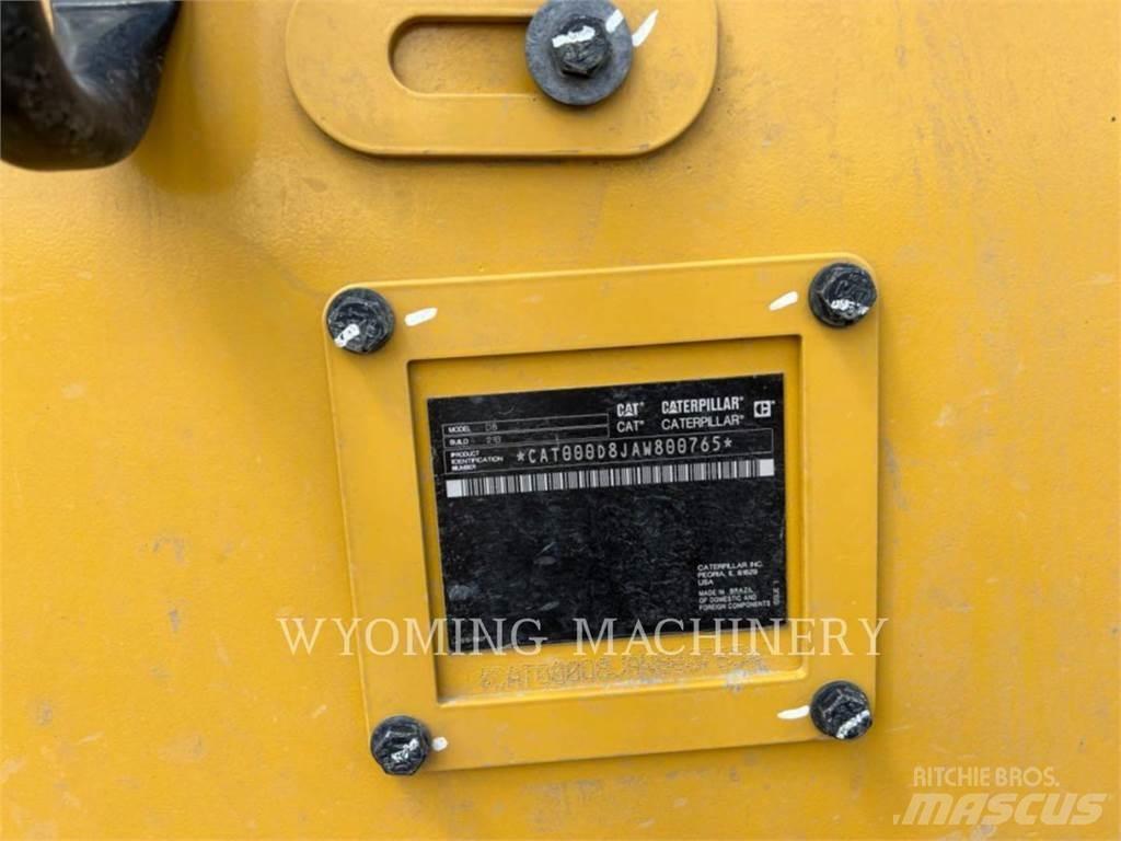 CAT D8 Гусеничні бульдозери