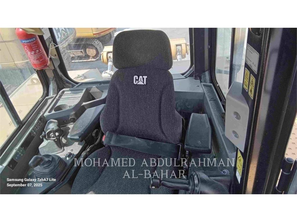 CAT D8 Гусеничні бульдозери
