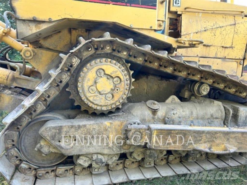 CAT D8N Гусеничні бульдозери