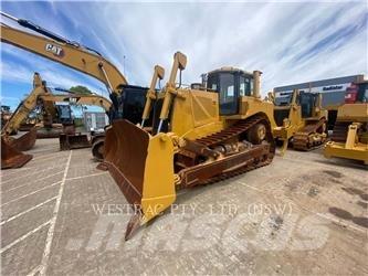 CAT D8T Гусеничні бульдозери