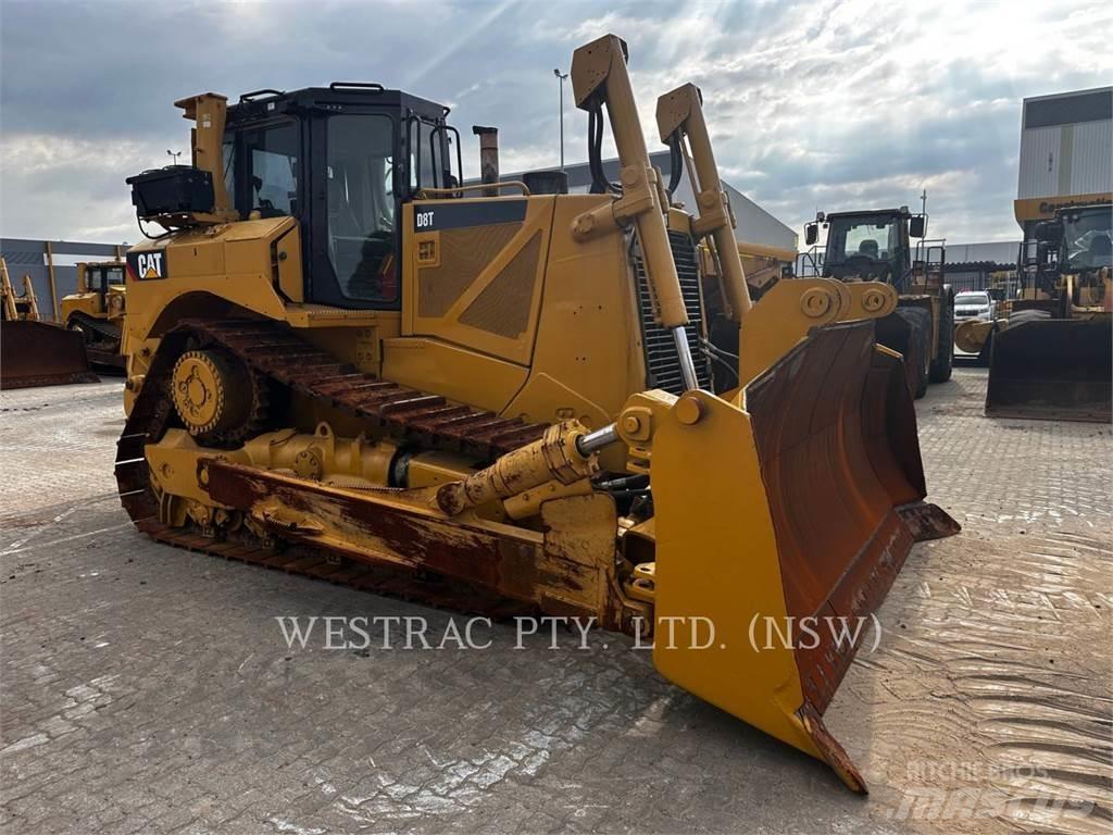 CAT D8T Гусеничні бульдозери