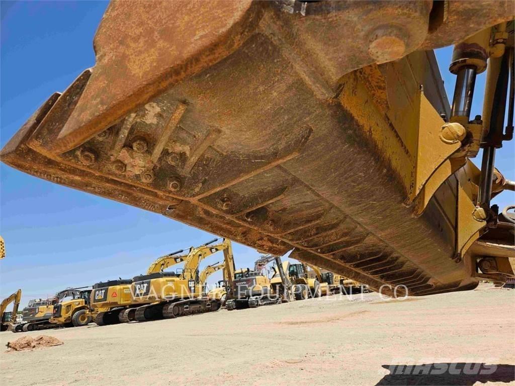 CAT D8T Гусеничні бульдозери