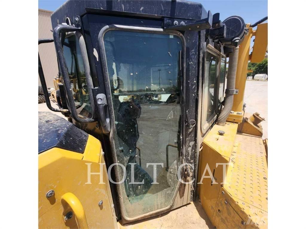 CAT D8T Гусеничні бульдозери