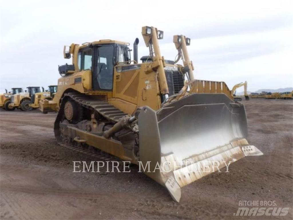 CAT D8T Гусеничні бульдозери