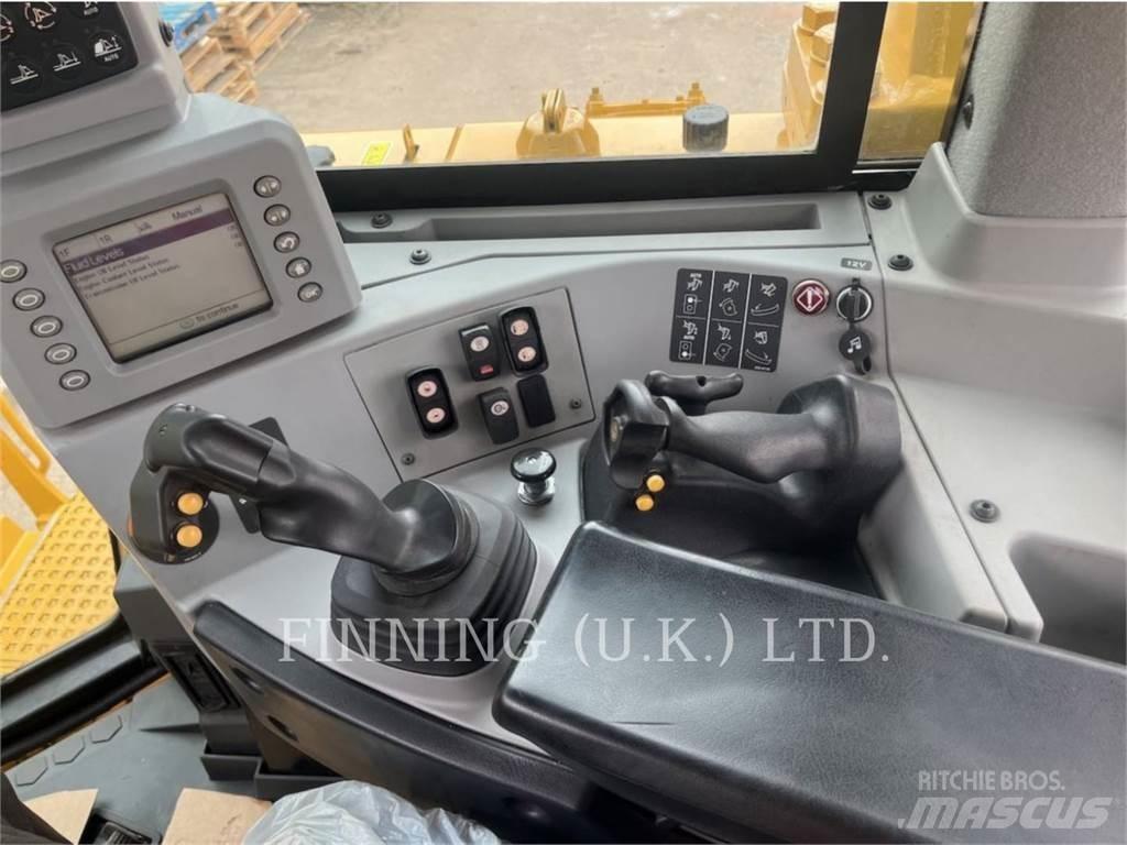 CAT D8T Гусеничні бульдозери