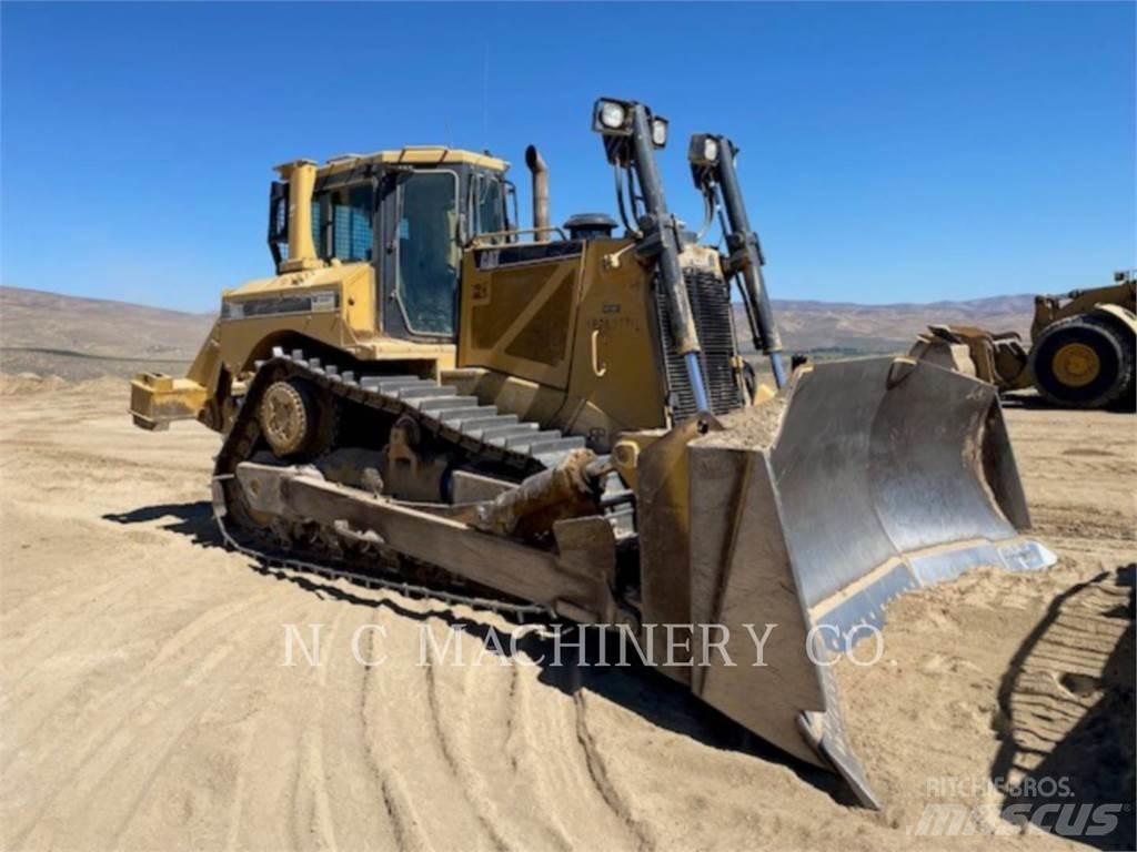 CAT D8T Гусеничні бульдозери