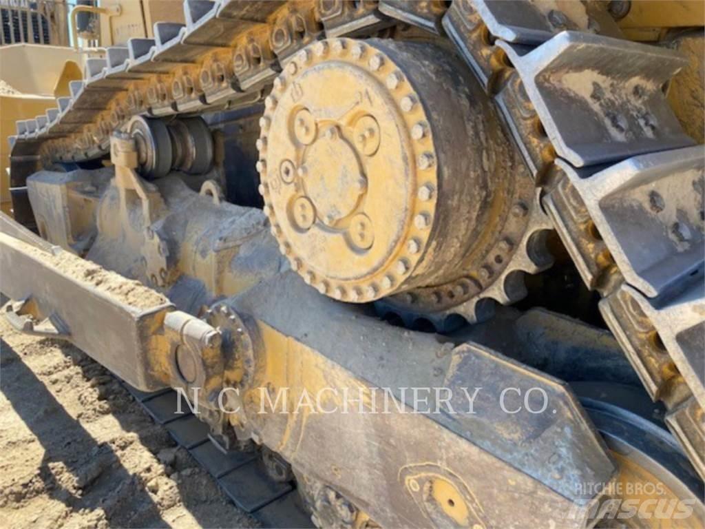 CAT D8T Гусеничні бульдозери