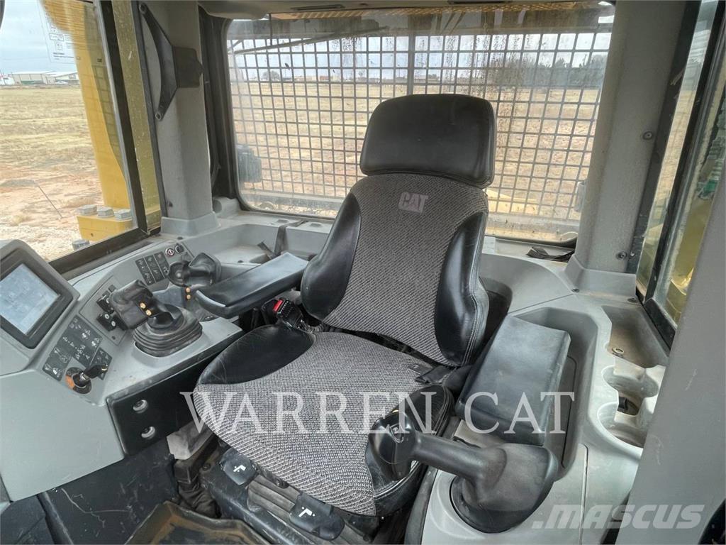 CAT D8T 4XLARO Гусеничні бульдозери