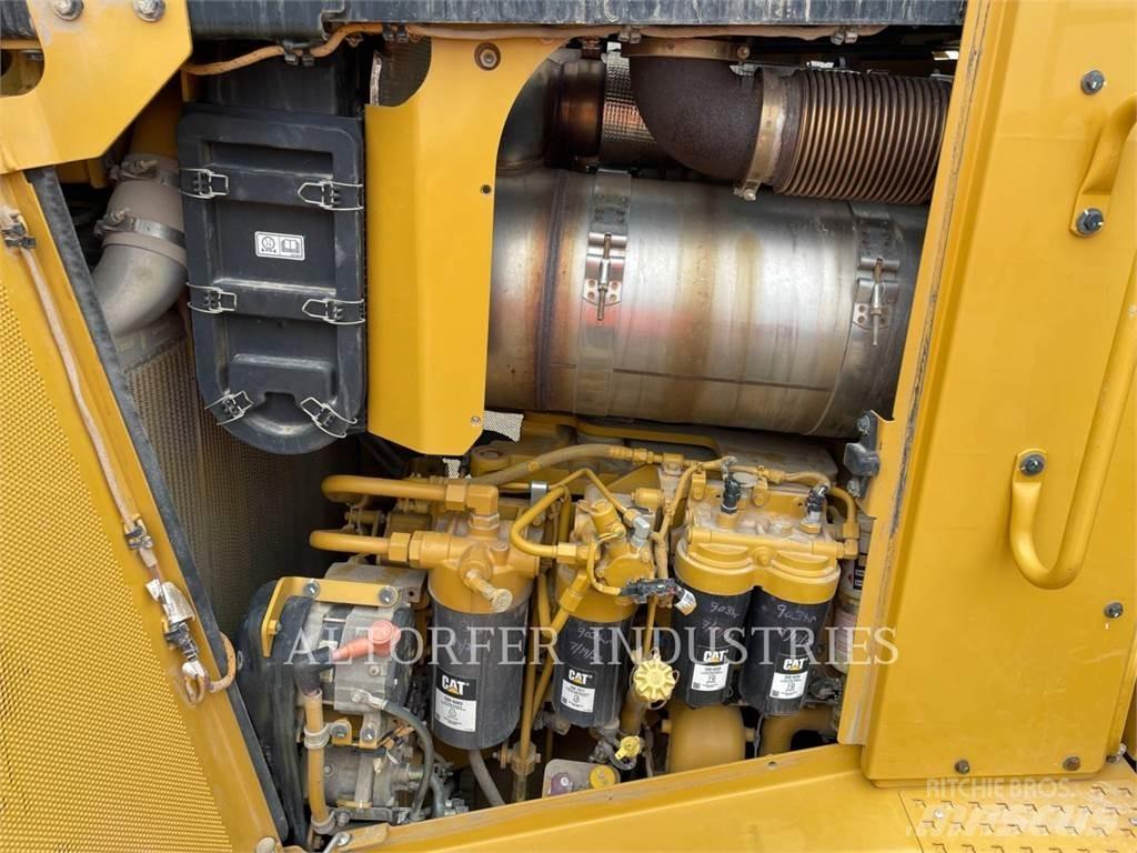 CAT D8T W Гусеничні бульдозери