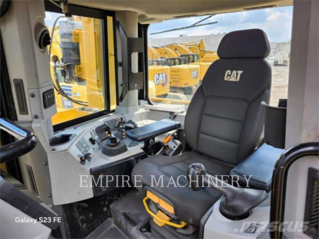 CAT D9-07A Гусеничні бульдозери