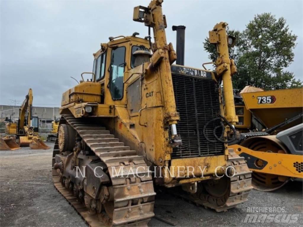 CAT D9N Гусеничні бульдозери