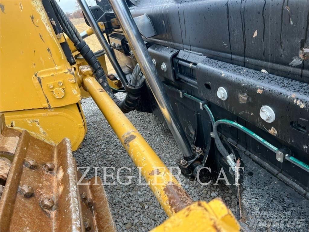 CAT D9T Гусеничні бульдозери