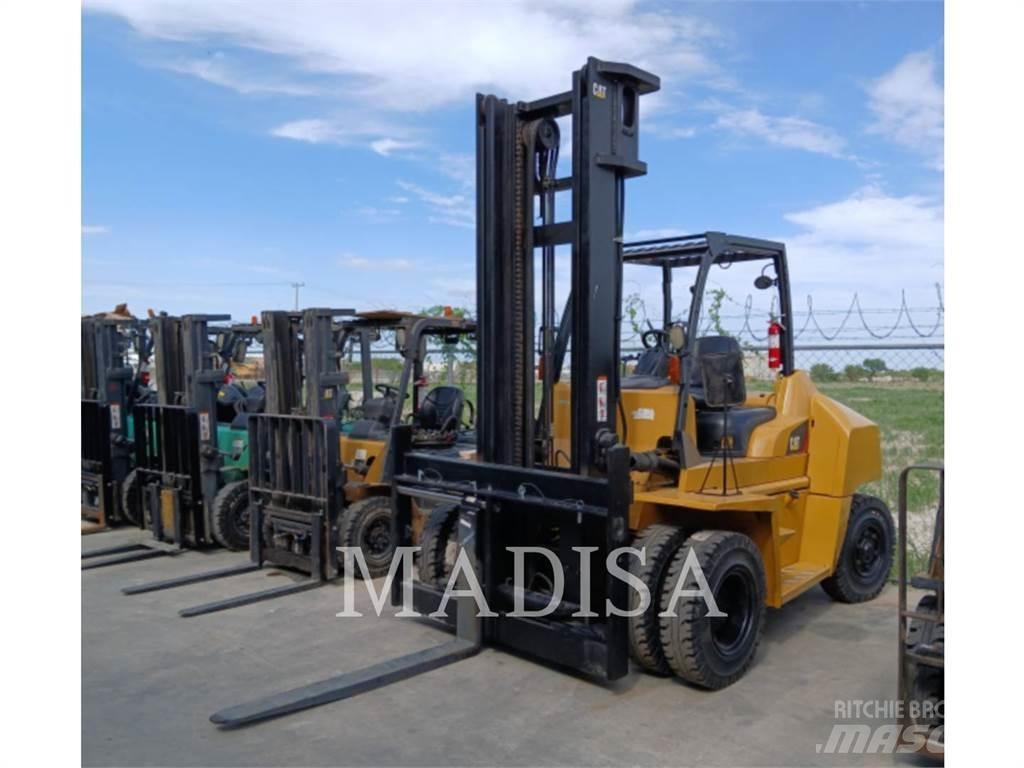 CAT DP70NM Дизельні навантажувачі