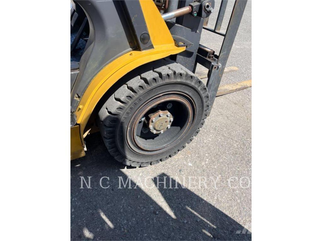 CAT GP30N5 Газові навантажувачі