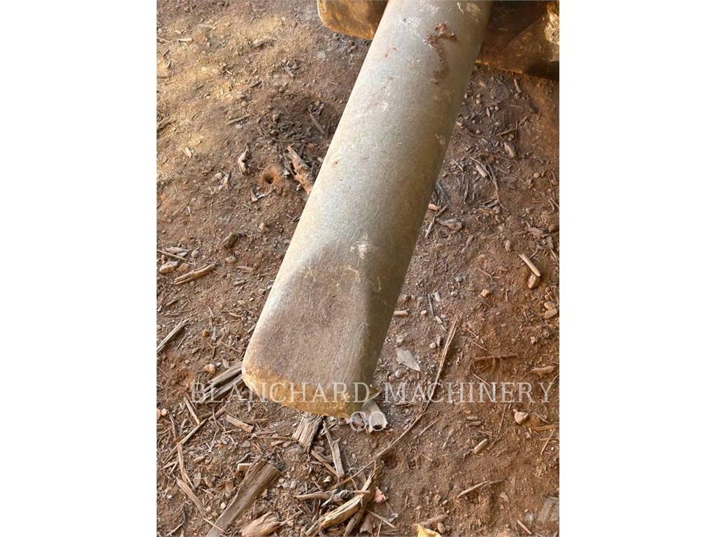 CAT H120GC Плуги