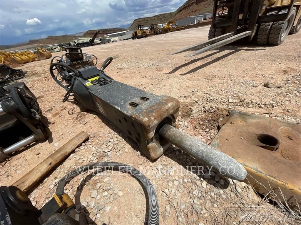 CAT HM 320 130 Плуги
