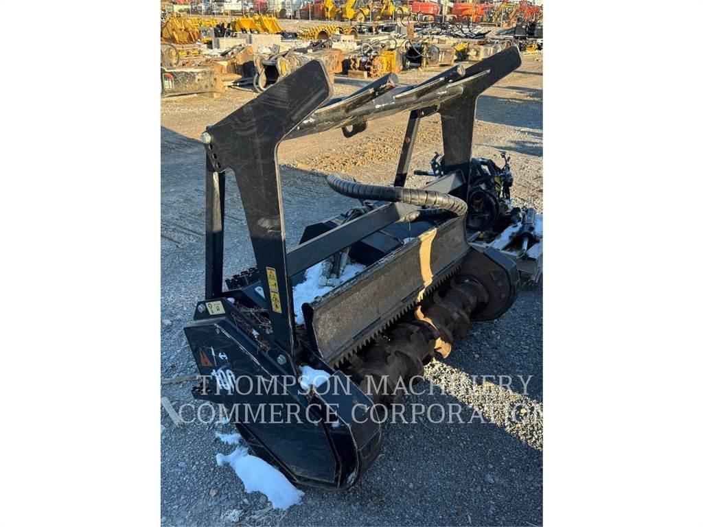 CAT HM112C Лісові мулчери