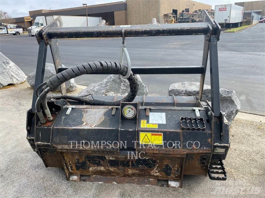 CAT HM415 Лісові мулчери