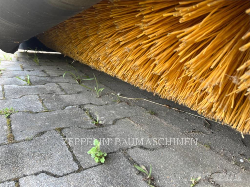 CAT KEHRMASCHINE BU118 Щітки