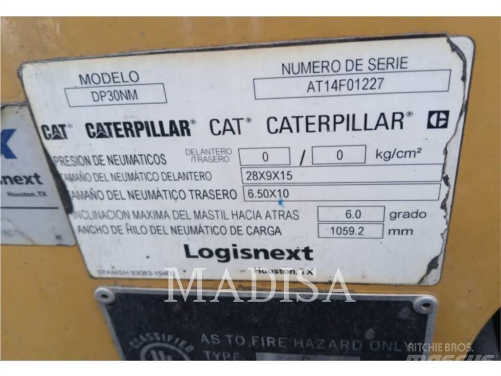 CAT LIFT TRUCKS DP30NM Дизельні навантажувачі